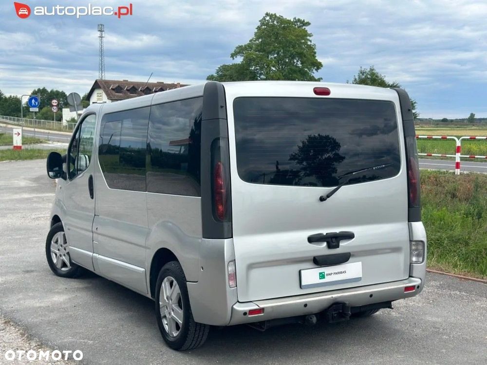 Opel Vivaro 2006