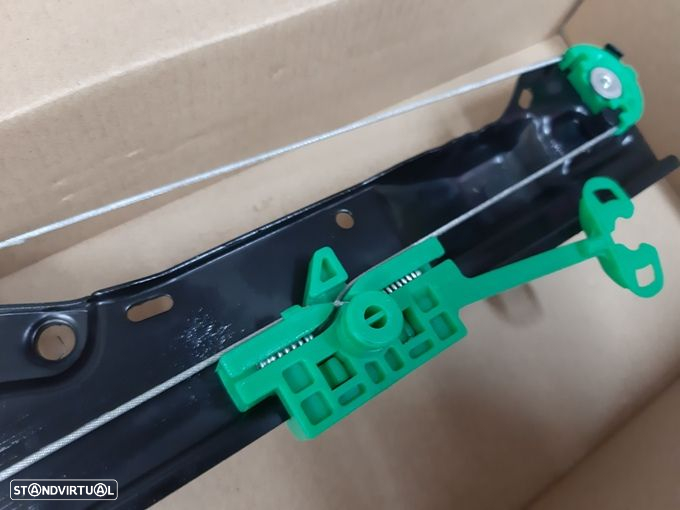 Elevador levanta vidros Fiat Grand Punto e Evo  NOVO - 4
