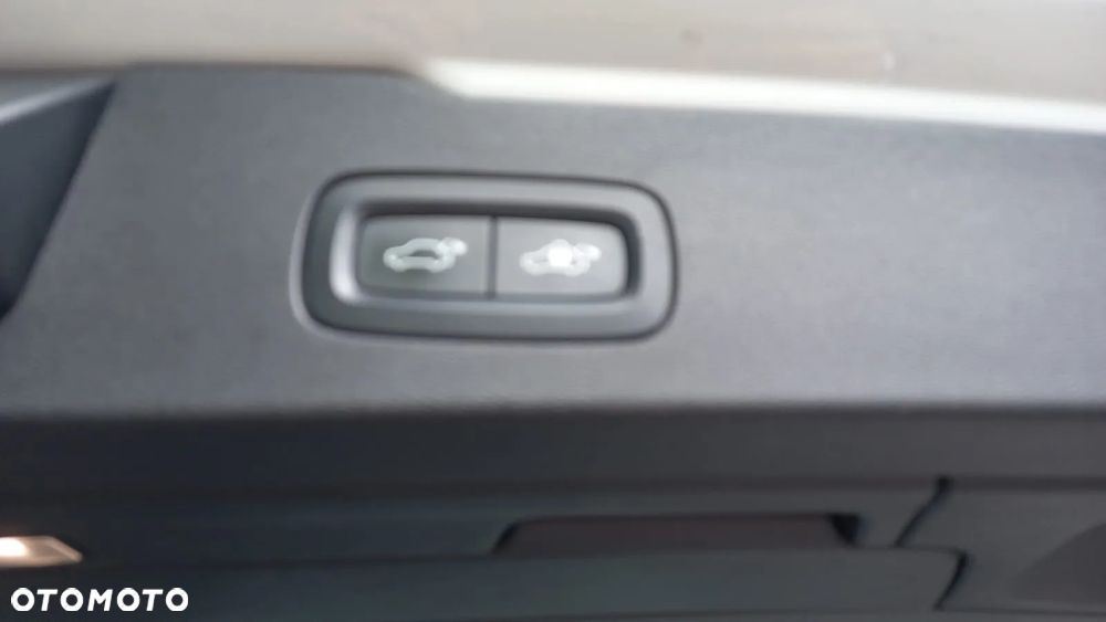 Volvo V60 B4 D Geartronic RDesign - 20