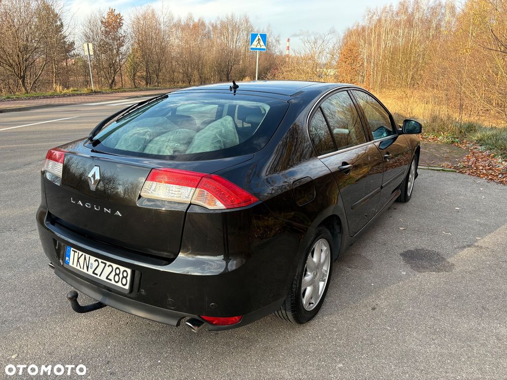 Renault Laguna 2.0 DCi Confort Dynamique - 4