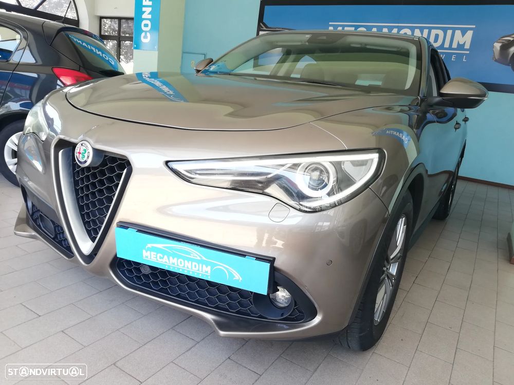 Alfa Romeo Stelvio 2.2 16V AT8 Executive - 9