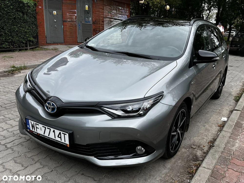 Toyota Auris Hybrid 135 Selection - 7