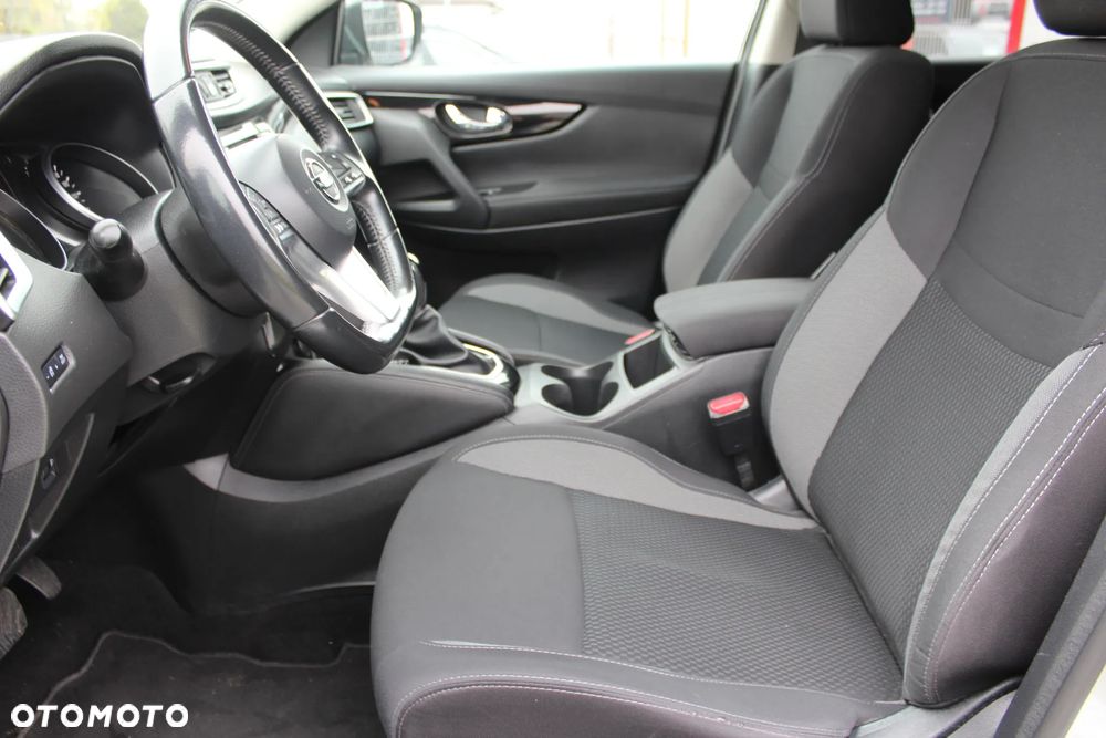 Nissan Qashqai 1.6 DCi Tekna Xtronic - 11