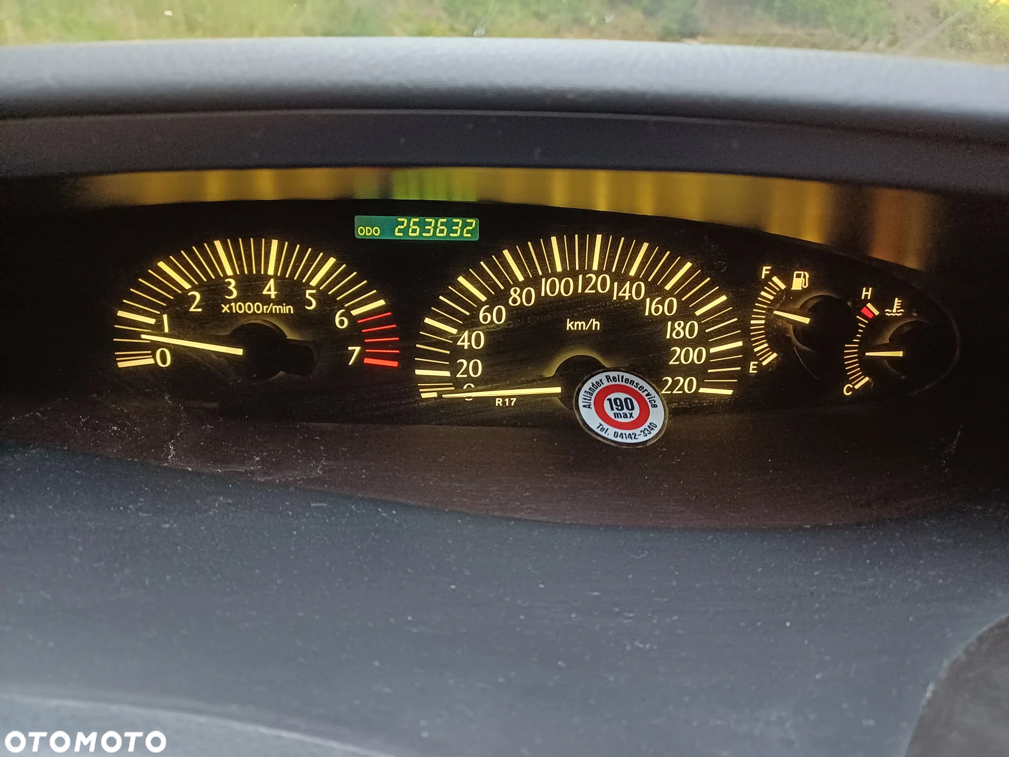 Toyota Previa 2.4 Luna - 9