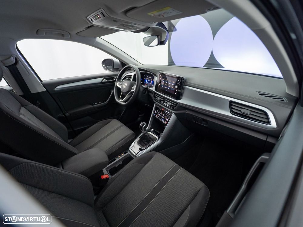 VW T-Roc 1.0 TSI Urban - 32