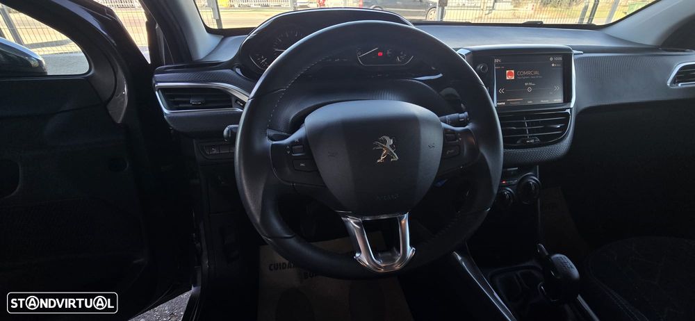 Peugeot 2008 1.2 PureTech Style - 34