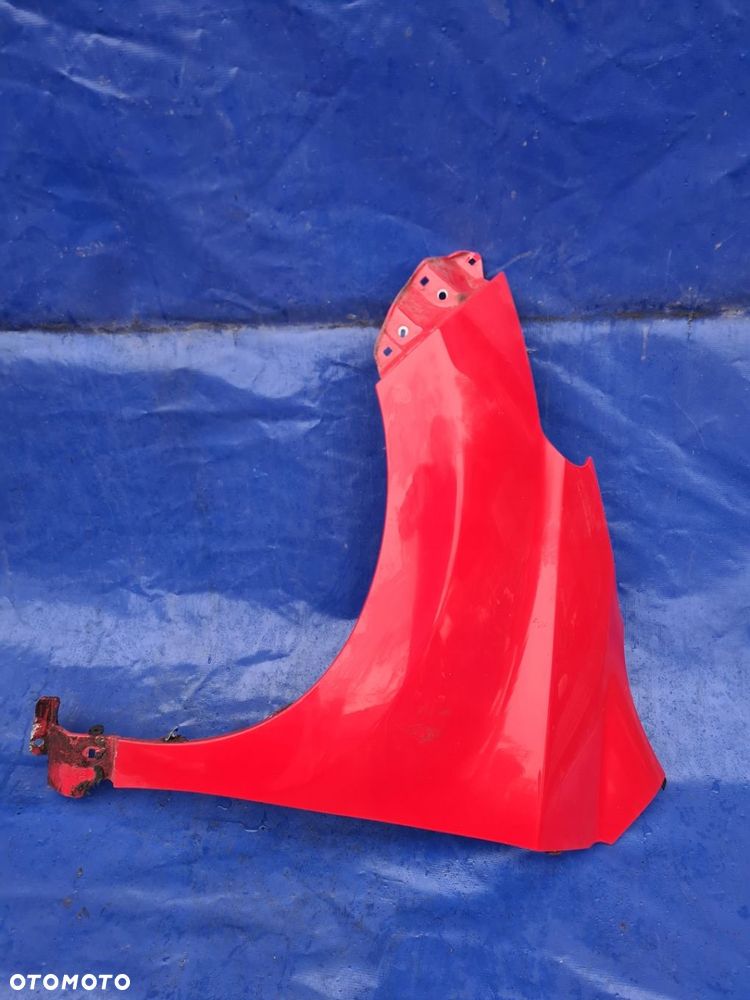 Toyota URBAN CRUISER błotnik lewy 3P0