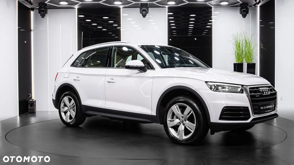 Audi Q5 50 TFSI e Quattro S tronic - 9