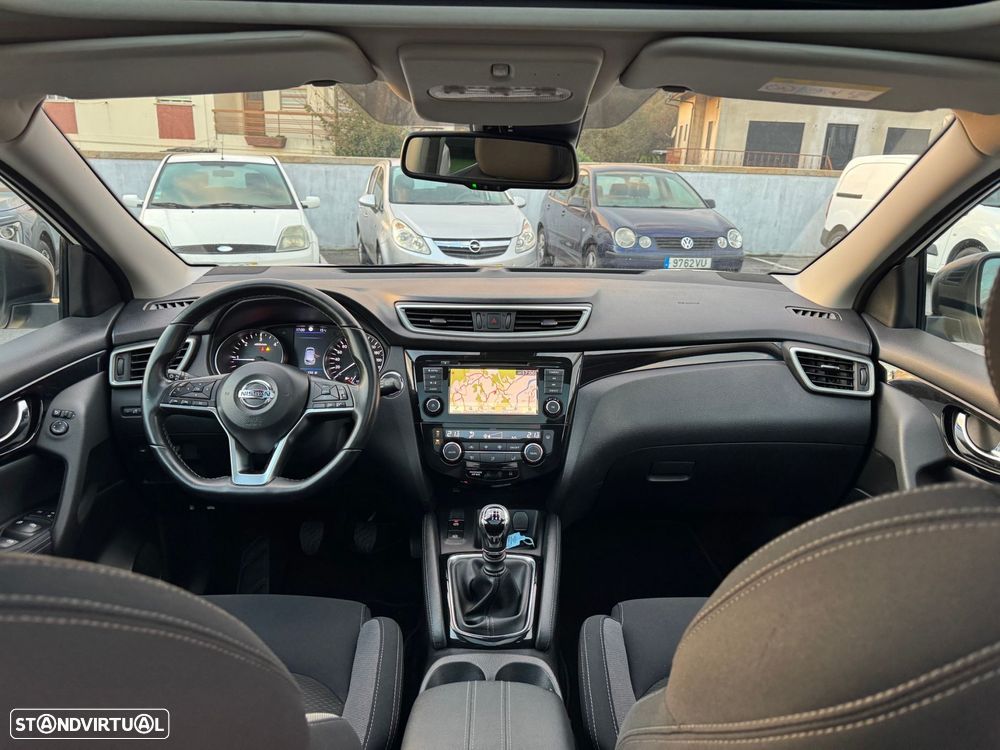 Nissan Qashqai 1.5 dCi N-Connecta J18 - 33