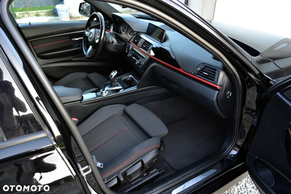 BMW Seria 3 320d DPF Edition Sport - 9