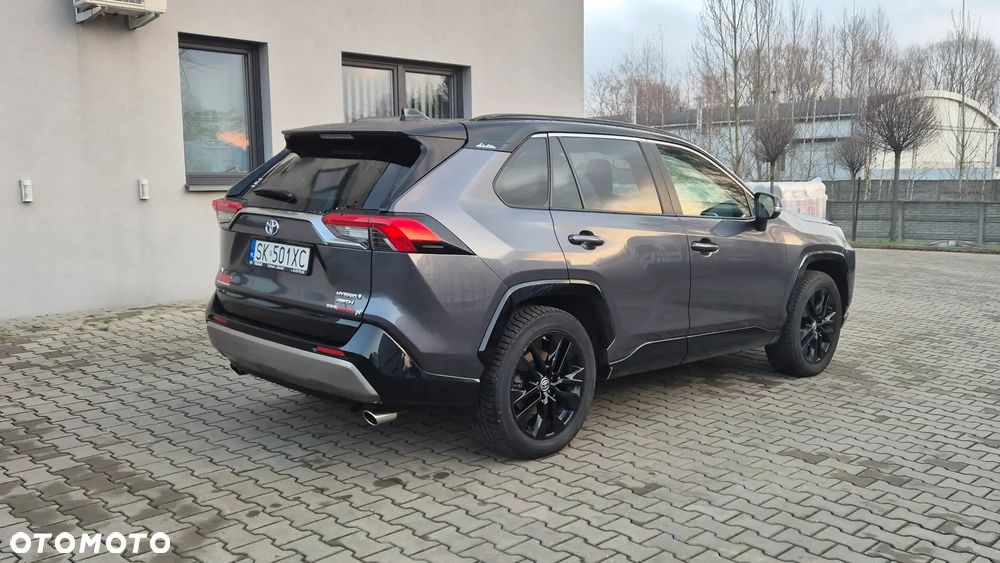 Toyota RAV4 - 4