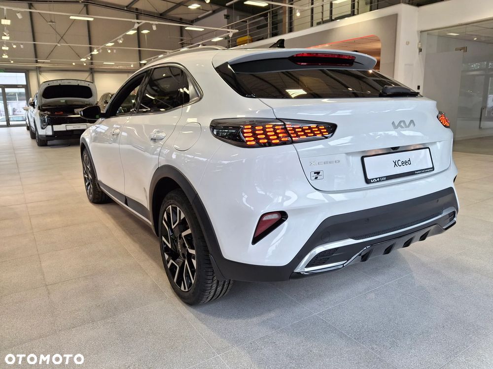 Kia XCeed 1.6 T-GDI Tribute DCT - 3