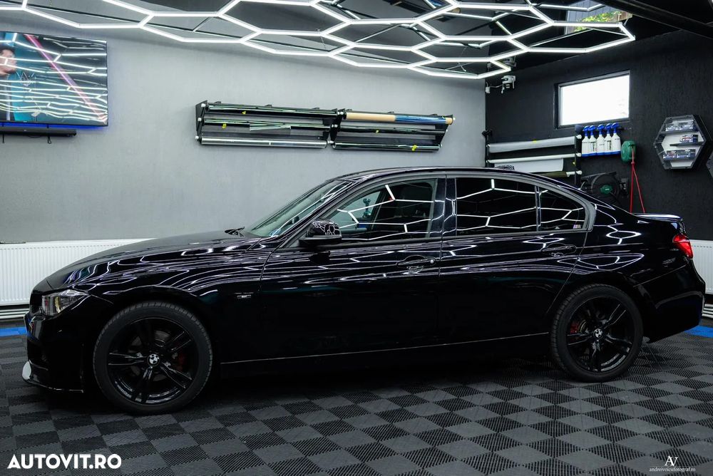 BMW Seria 3 318d - 3