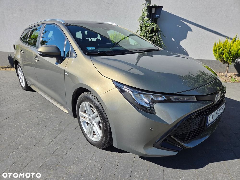 Toyota Corolla 1.8 Hybrid Comfort - 24