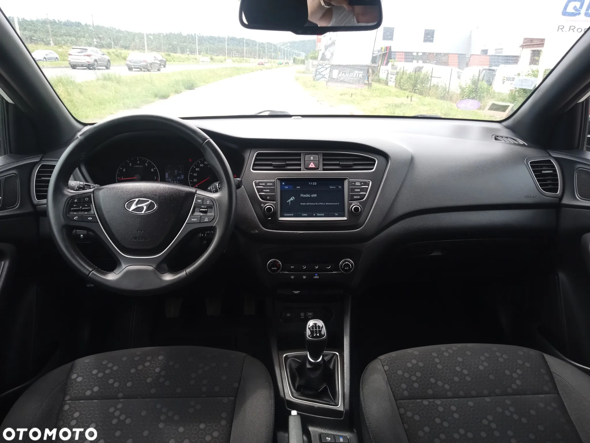 Hyundai i20 - 15