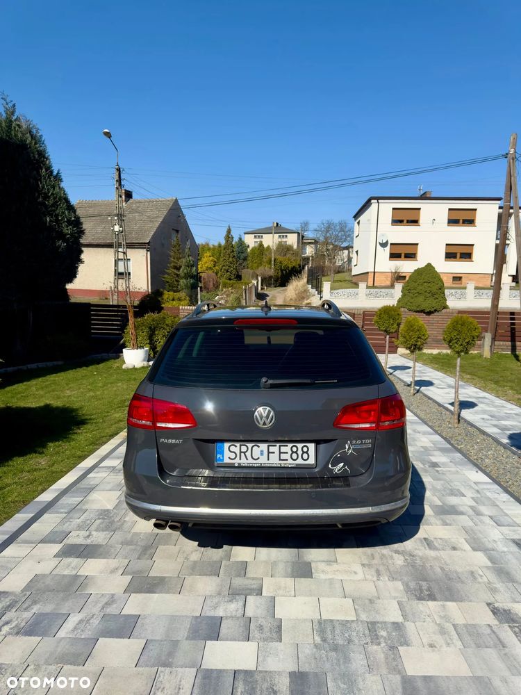 Volkswagen Passat 2.0 Blue TDI DSG SCR Comfortline - 9