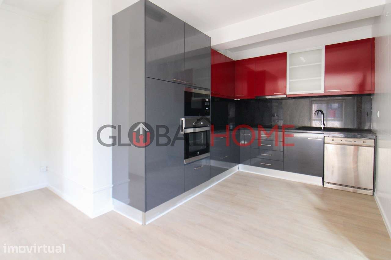 Apartamento T2 Renovado em Baguim do Monte - Grande imagem: 4/34