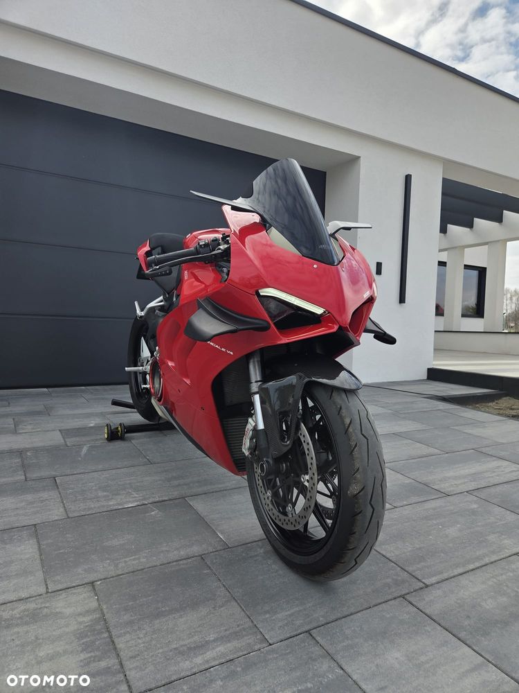 Ducati Panigale V4 - 2