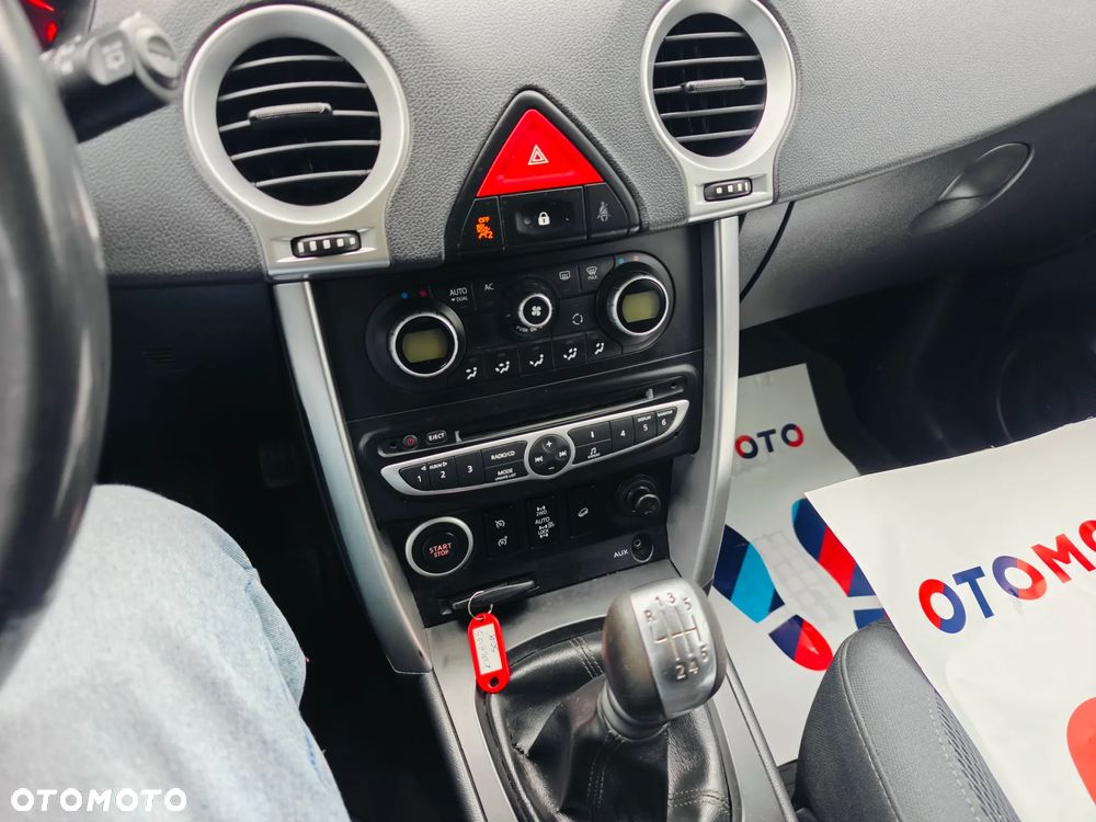 Renault Laguna dCi 150 FAP Dynamique - 24