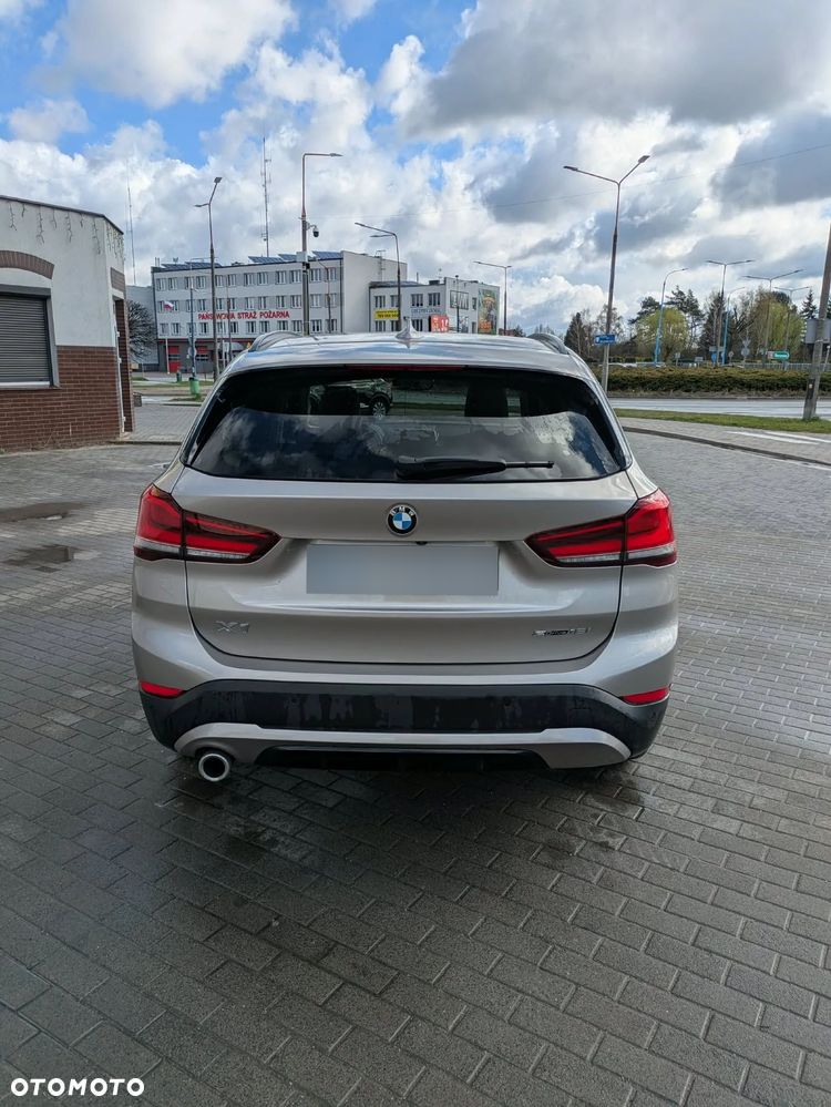 BMW X1 sDrive18i - 5