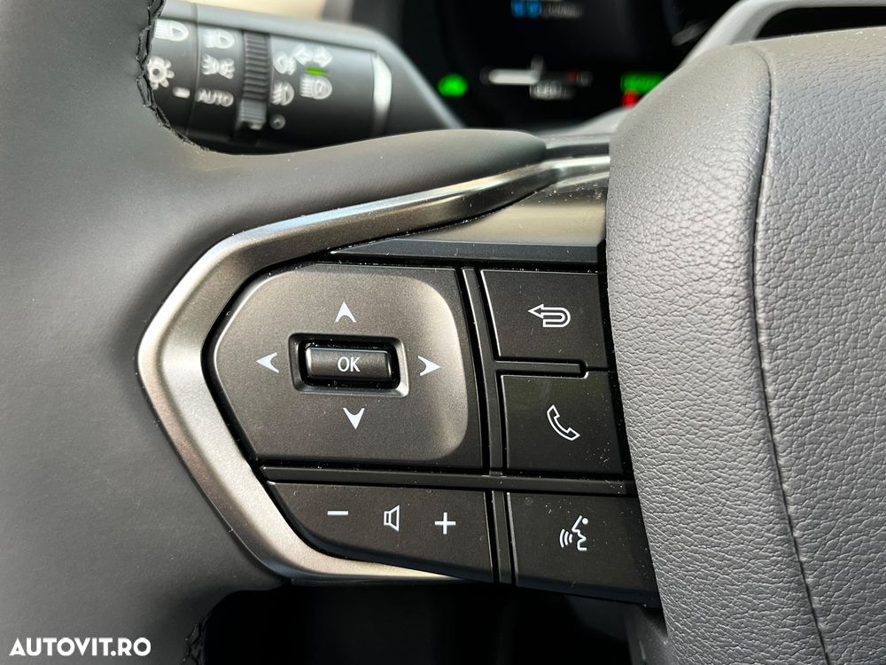 Lexus LBX 1.5 HEV 4x2 CVT Elegant - 21