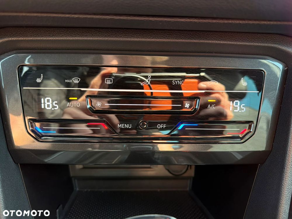 Volkswagen Tiguan - 28