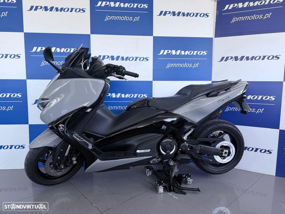 Yamaha TMAX DX - 3