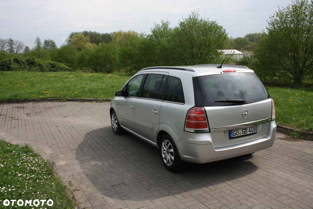 Opel Zafira 1.8 Active - 6