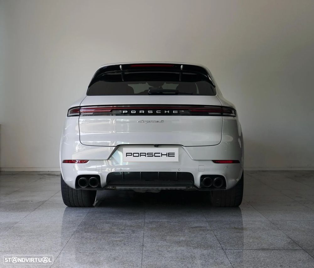 Porsche Cayenne S E-Hybrid - 4