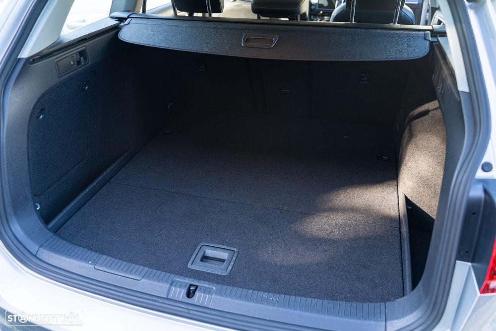 VW Golf Variant 1.6 TDi Trendline DSG - 9
