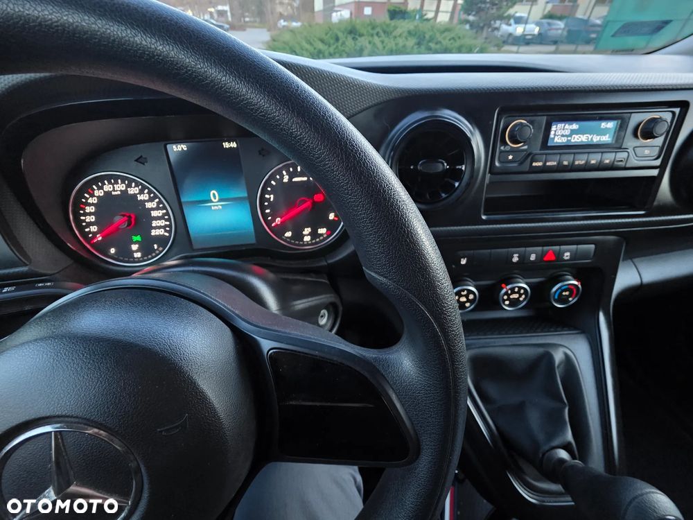 Mercedes-Benz Citan 112 CDI, 1.5 D, 116KM, 3-OSOBOWY, PRO, 3 wyświetlacze - 9