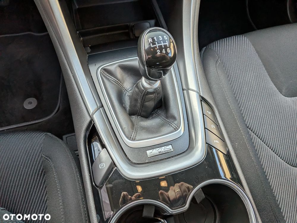 Ford Mondeo - 20