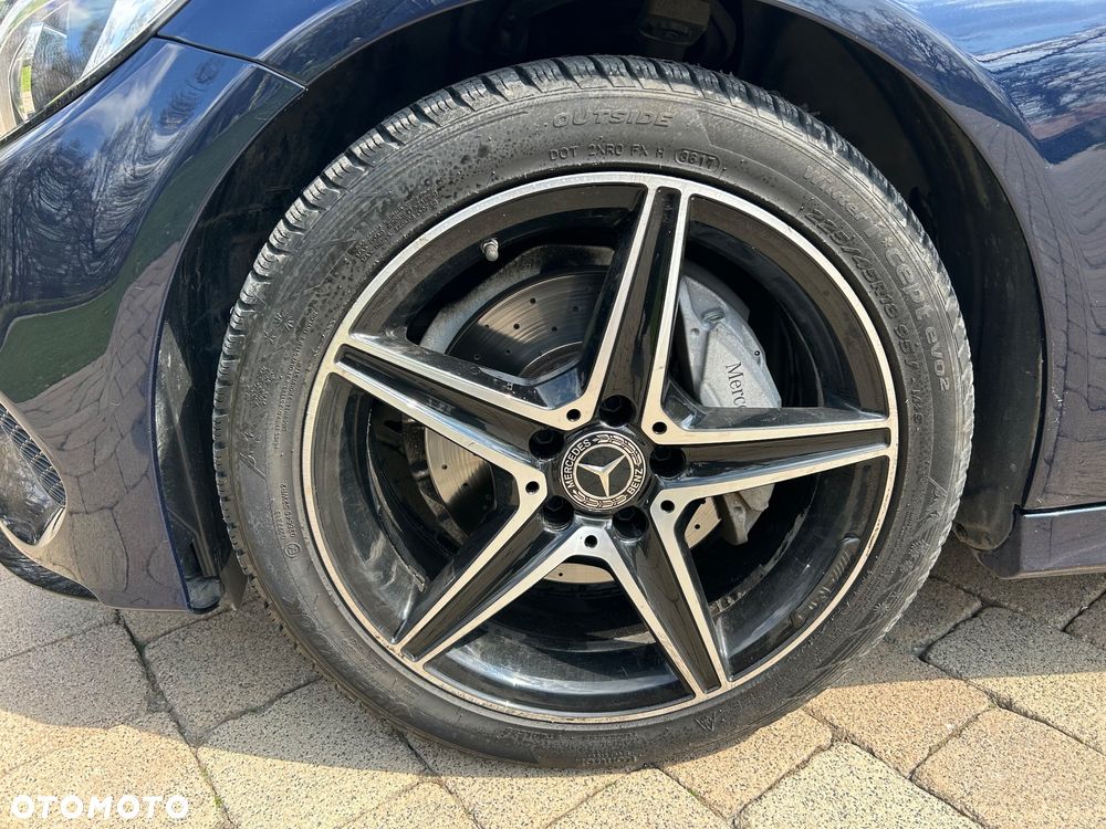 Mercedes-Benz Klasa C 200 4-Matic 9G-Tronic - 26