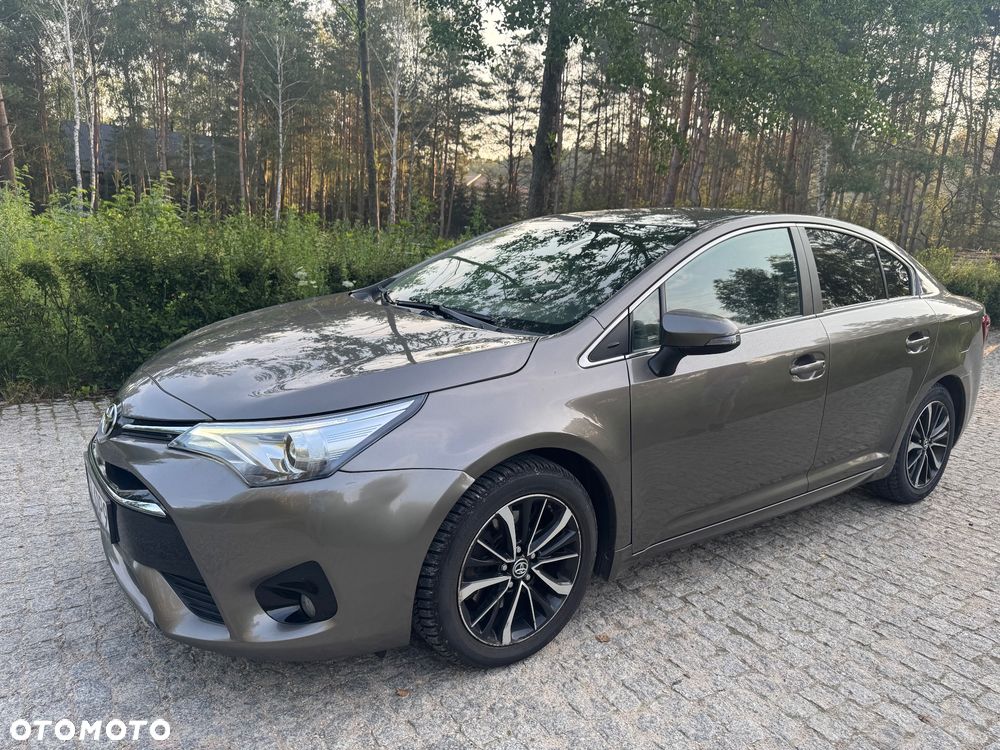 Toyota Avensis 2.0 D-4D Prestige - 1
