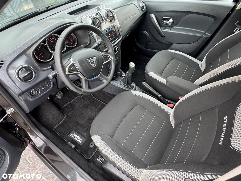 Dacia Sandero TCe 90 (S&S) Comfort - 11