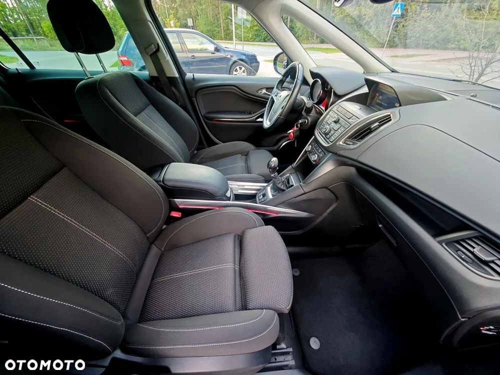Opel Zafira Tourer 2.0 CDTI Innovation - 33