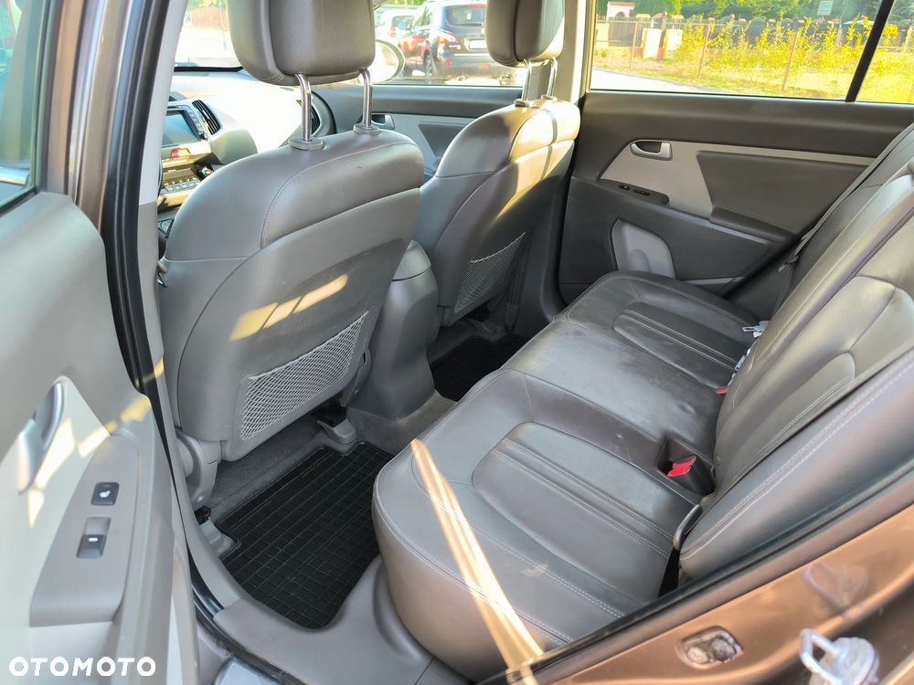 Kia Sportage 1.7 CRDI 2WD Spirit - 10