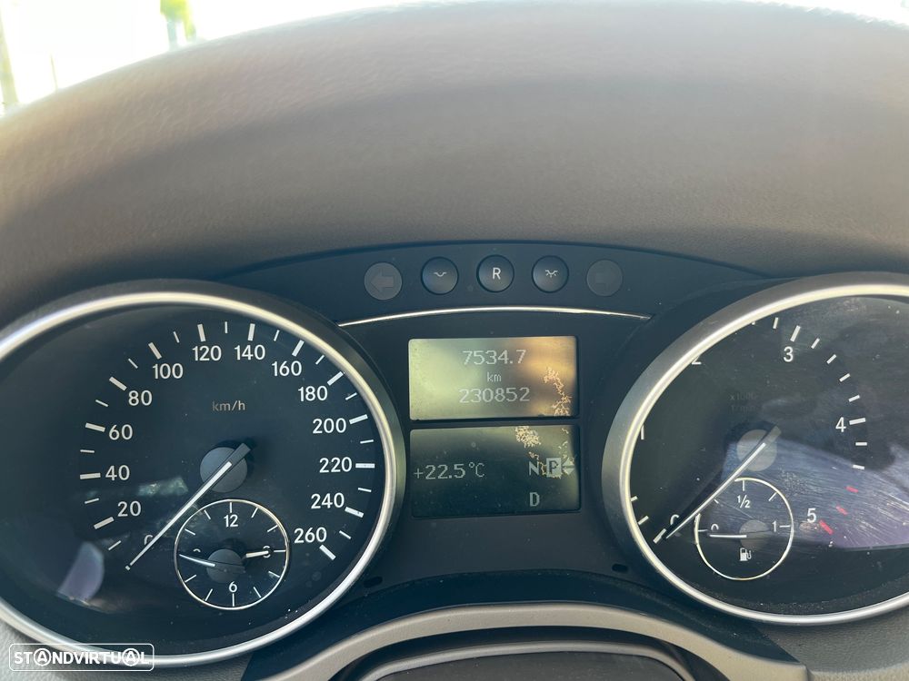 Mercedes-Benz ML 320 CDI - 7