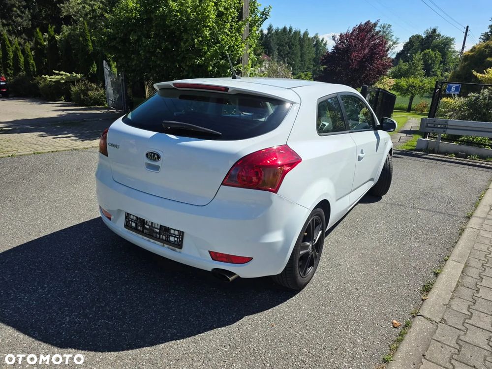 Kia ProCeed 1.6 CVVT LX - 29