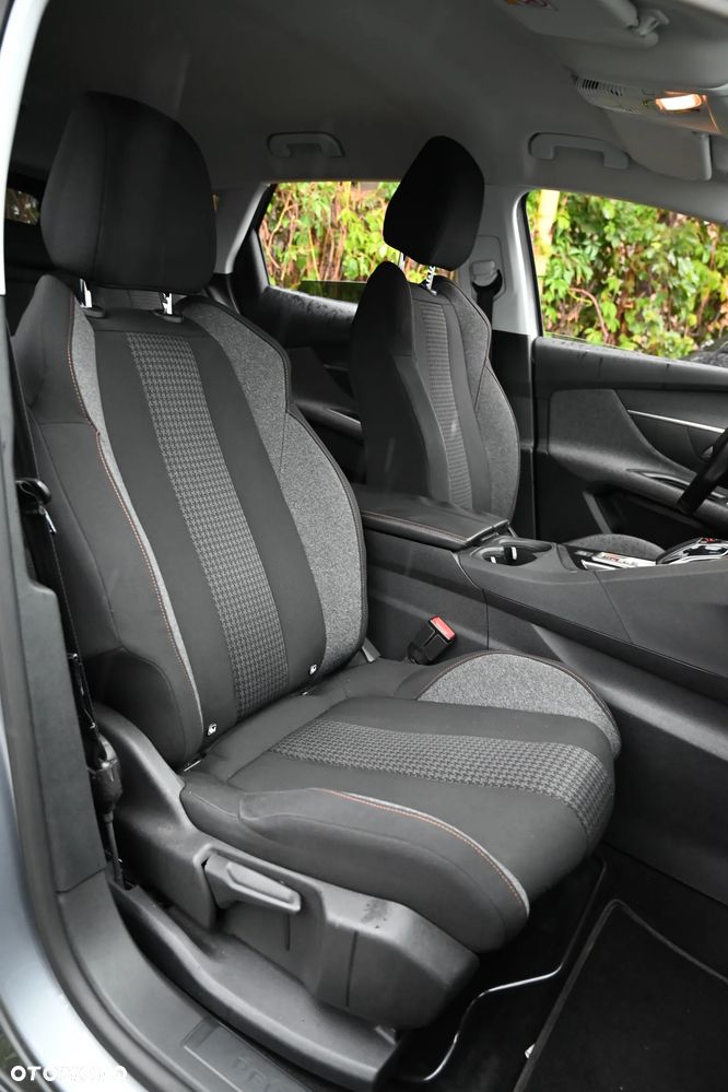 Peugeot 3008 - 26