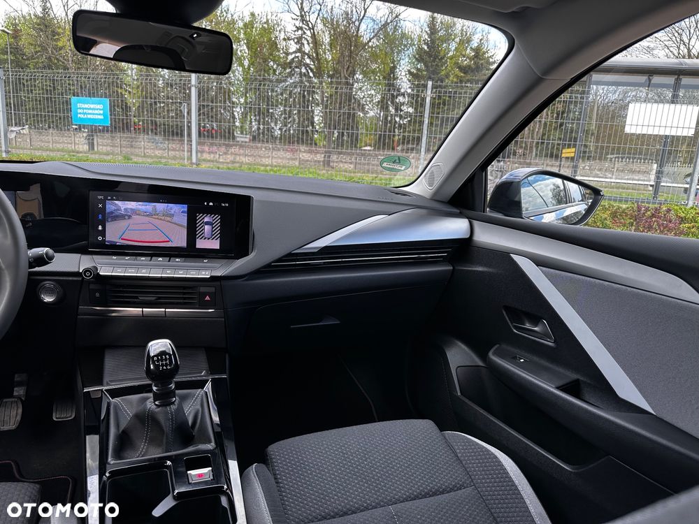 Opel Astra 1.2 Turbo Elegance - 18