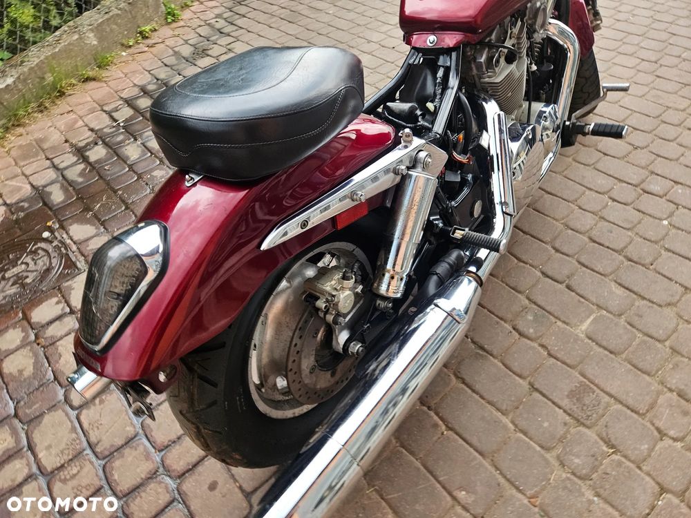 Honda VTX - 22