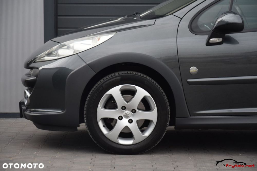 Peugeot 207 - 7