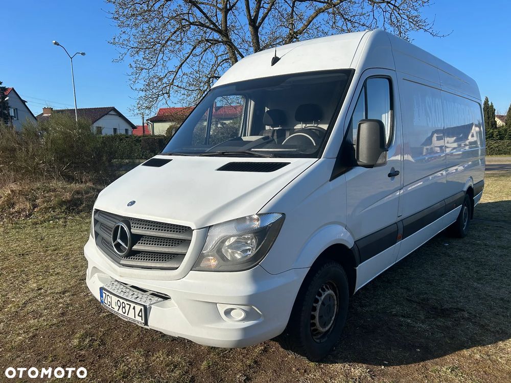 Mercedes-Benz Sprinter - 1