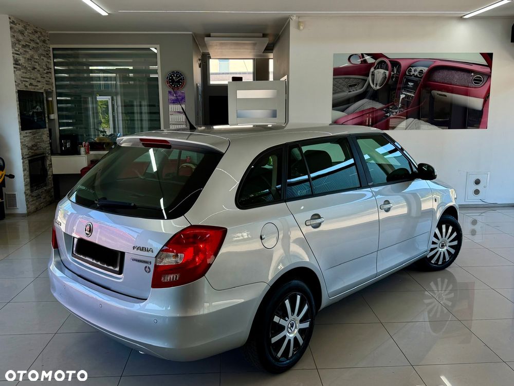 Skoda Fabia - 3