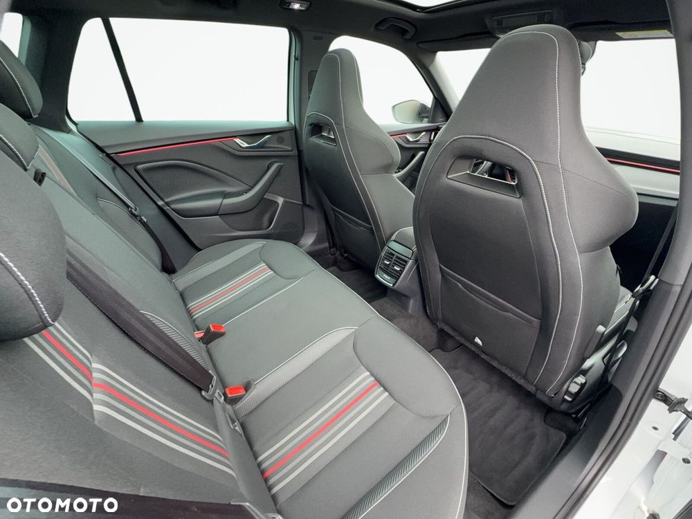 Skoda Kamiq 1.0 TSI Monte Carlo DSG - 22