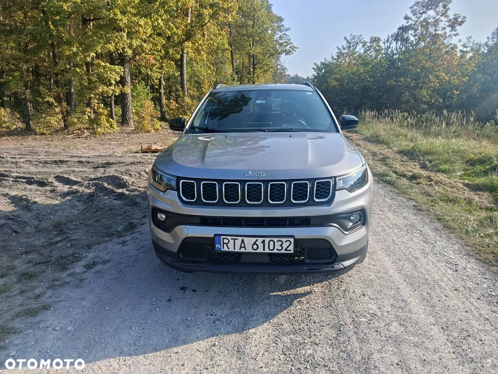 Jeep Compass - 2