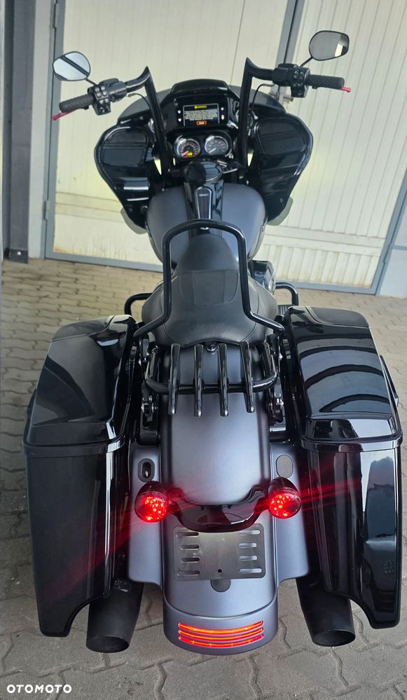 Harley-Davidson Touring Road Glide - 4