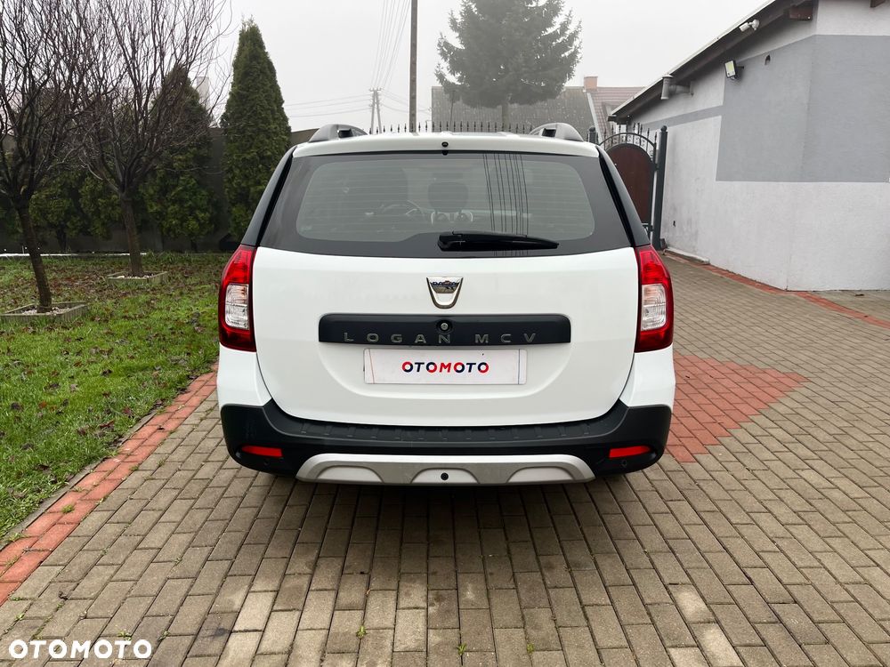 Dacia Logan dCi 90 S&S Stepway Celebration - 13