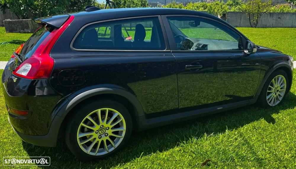 Volvo C30 1.6 D Drive 99g Kinetic Start/Stop - 3